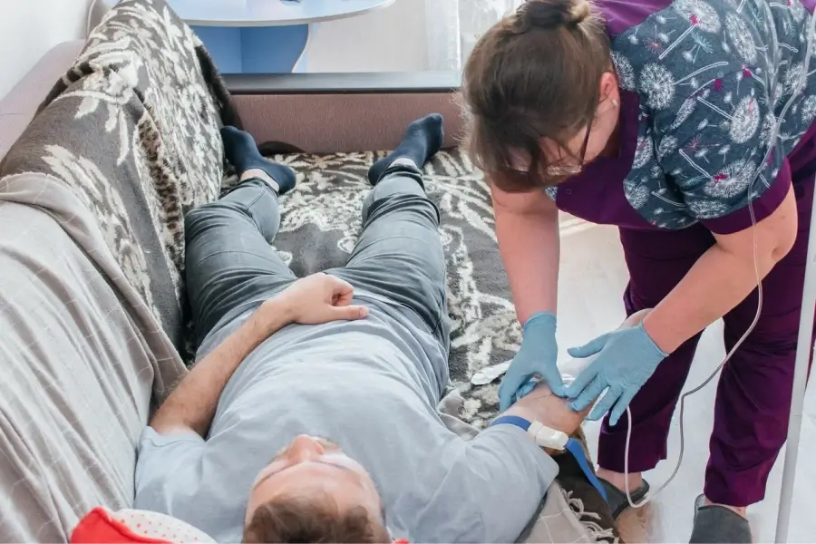 Срочный вывод из запоя в Кизеле: быстро, недорого